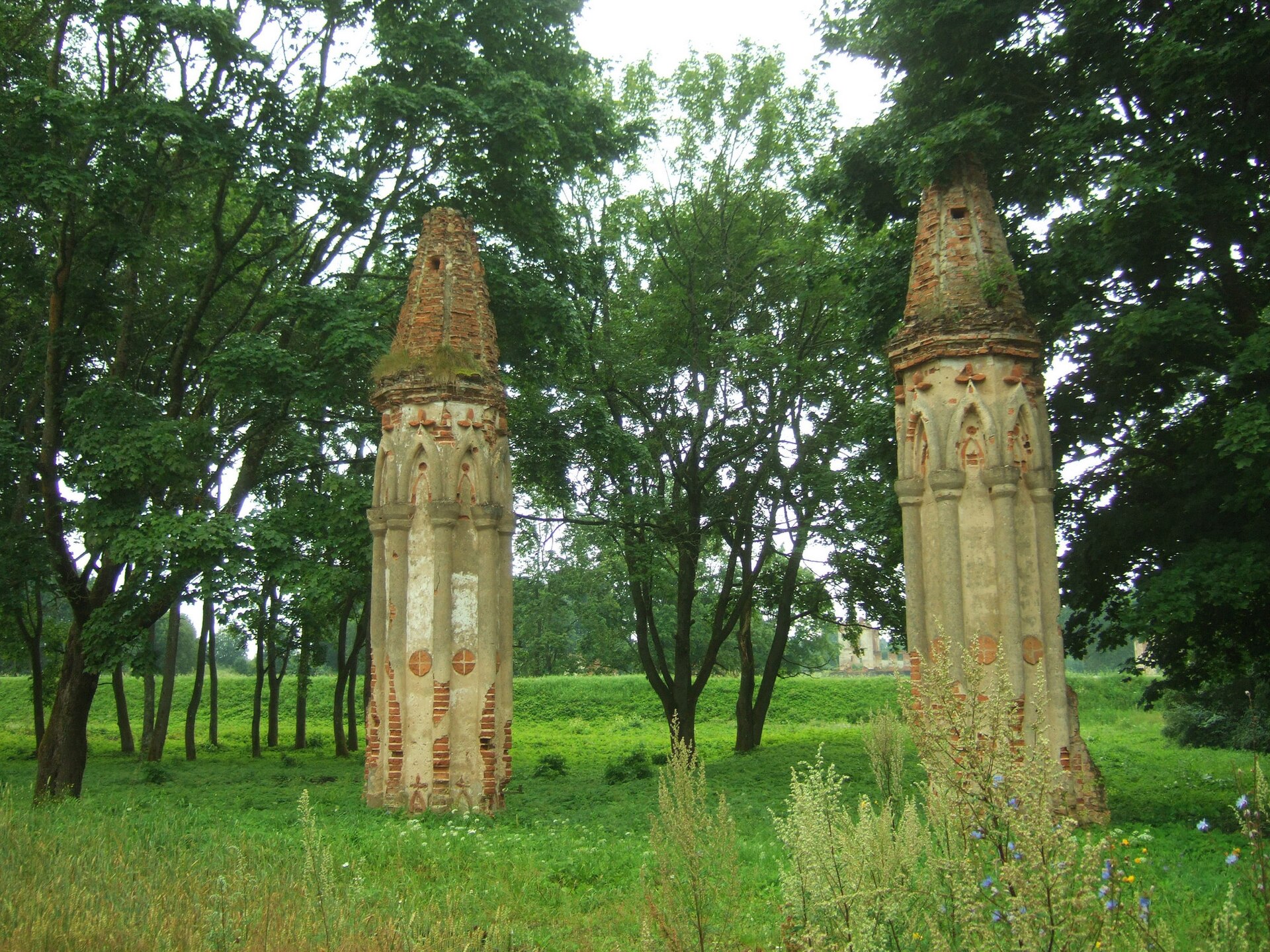 Vartų stulpai